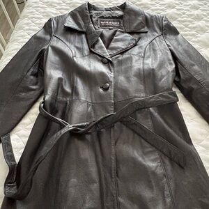 Wilson Women's Sleek Black Leather Jacket